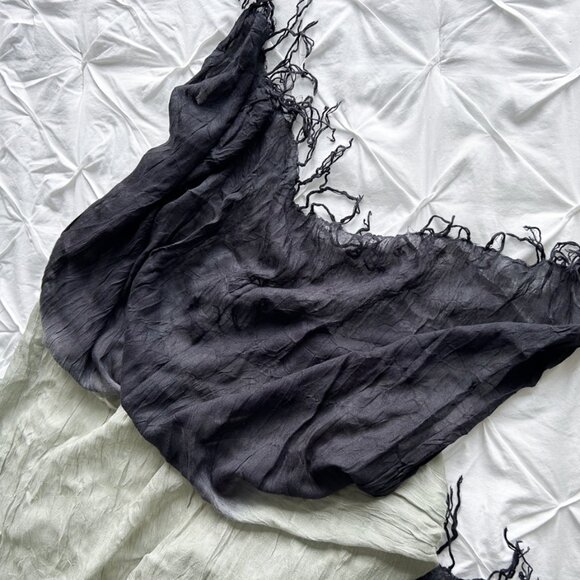 Express Ombre Fringe Scarf Black Gray Crinkled Y2K Vintage 2000s - Picture 5 of 7